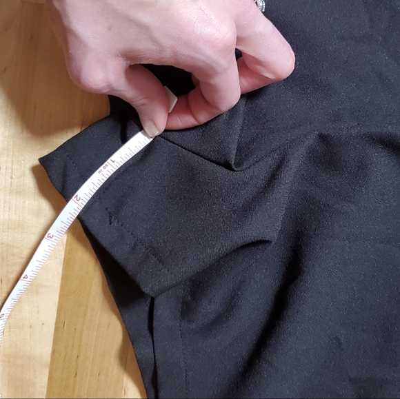 Sleek black romper - Picture 4 of 7